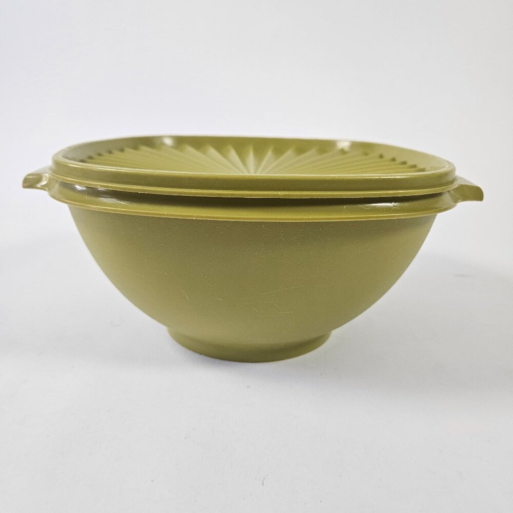 VTG Tupperware Servalier Bowl 858-1 W/ Lid 859-1 Avocado Green Made In Canada
